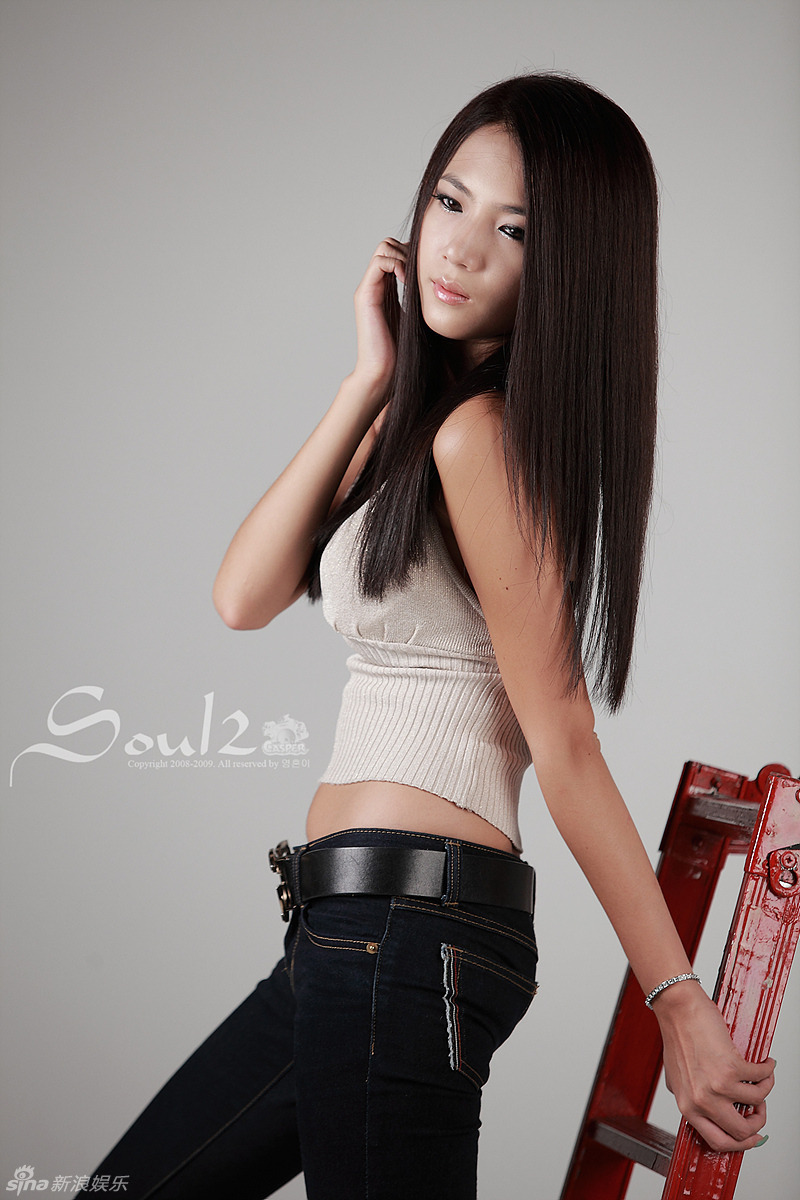 韩国车模李美贤牛仔裤写真