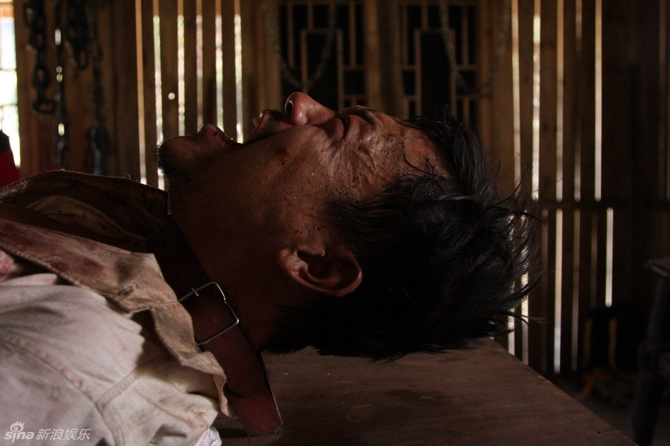 欧阳山川惨遭严刑逼供