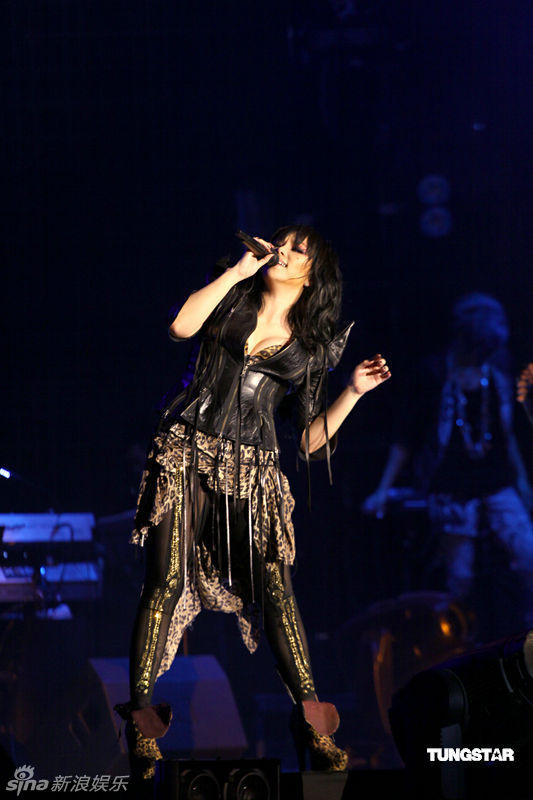 <em>张惠妹北京演唱会</em>精彩瞬间