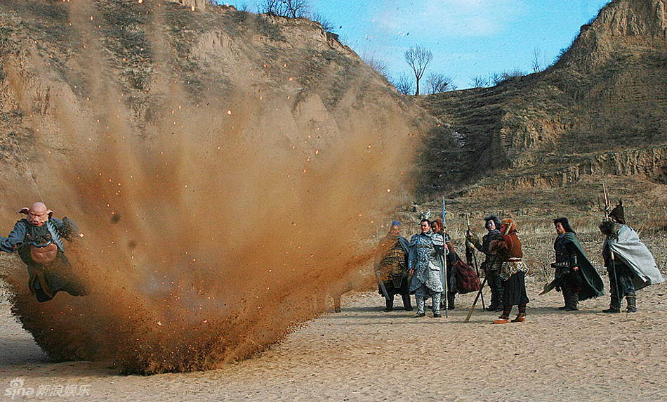 猪八戒迎战九头怪