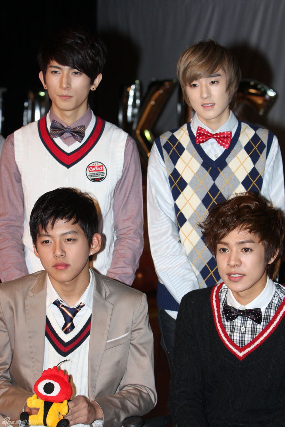 高清组图:韩新组合ukiss见面会 ss501成员助阵弟弟_高清图集_新浪网