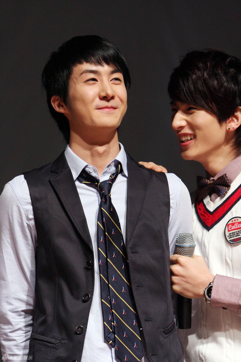 成员金起范_新浪图集_新浪网