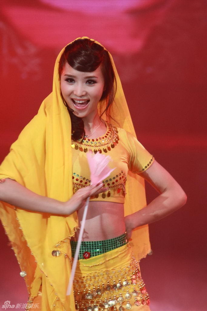 张扬果而肚皮舞