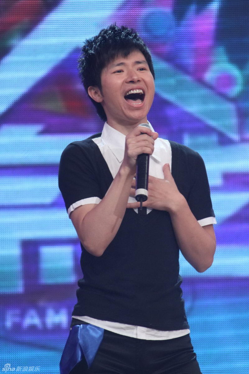 张君钰一人唱男女两角