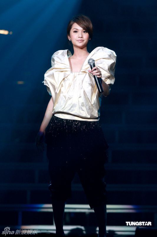 乱伦文_... 直言 像 乱伦 文 jpg 500x333 12kb