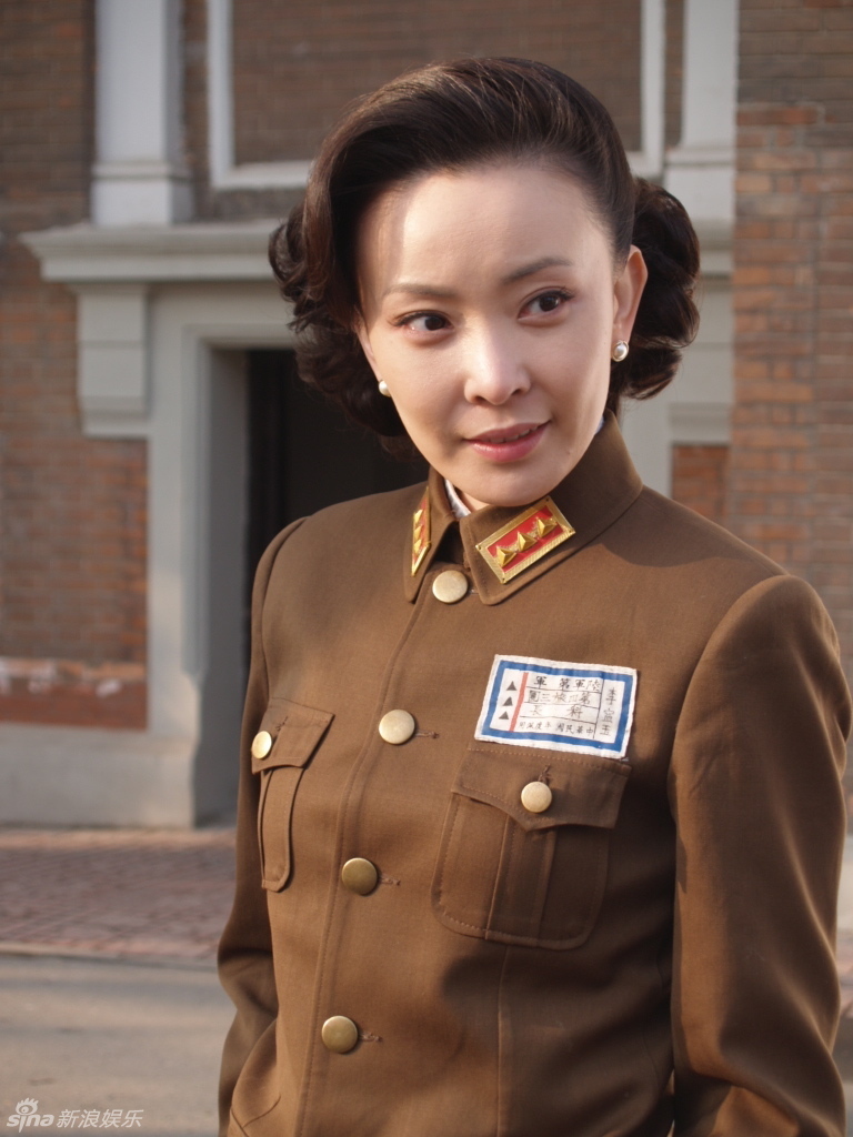 高清图:《风声传奇》玩心理战 刘威葳变中性李宁玉