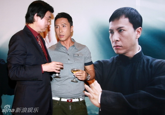 组图:《 叶问2 》 票房 破2亿 甄子丹洪金宝谢老婆