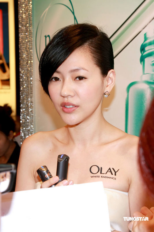 幻灯:<em>小S</em>放言再生女儿送<em>大</em>S 无所谓<em>老公</em>去夜店