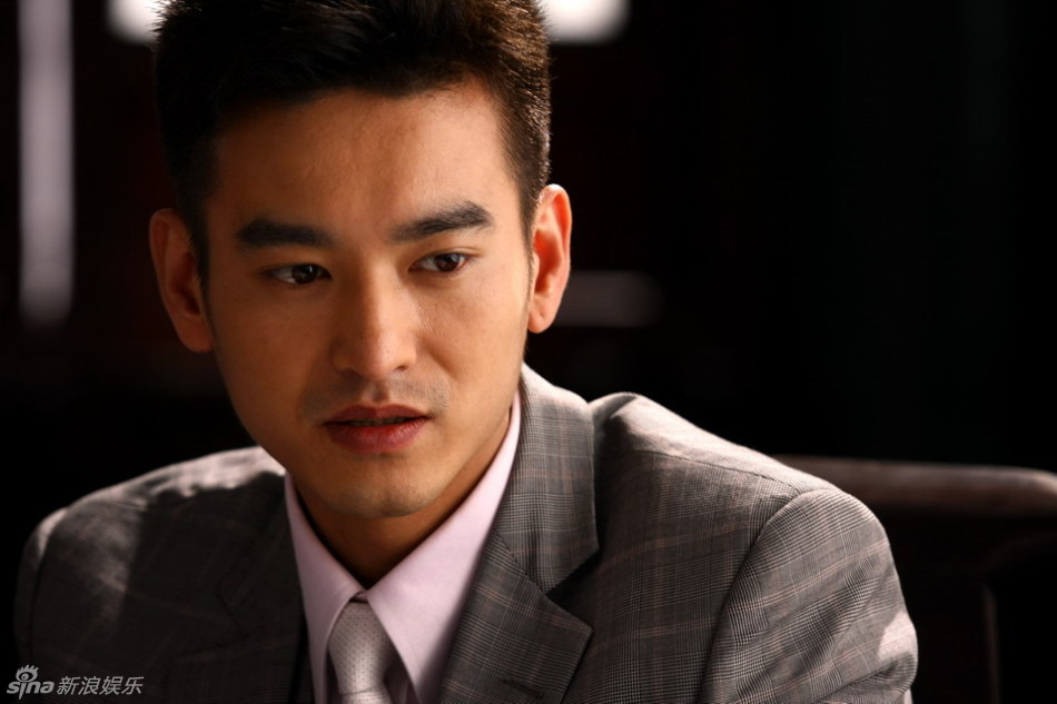 高清图:袁文康出演童玉官 京城四少显贵气 --