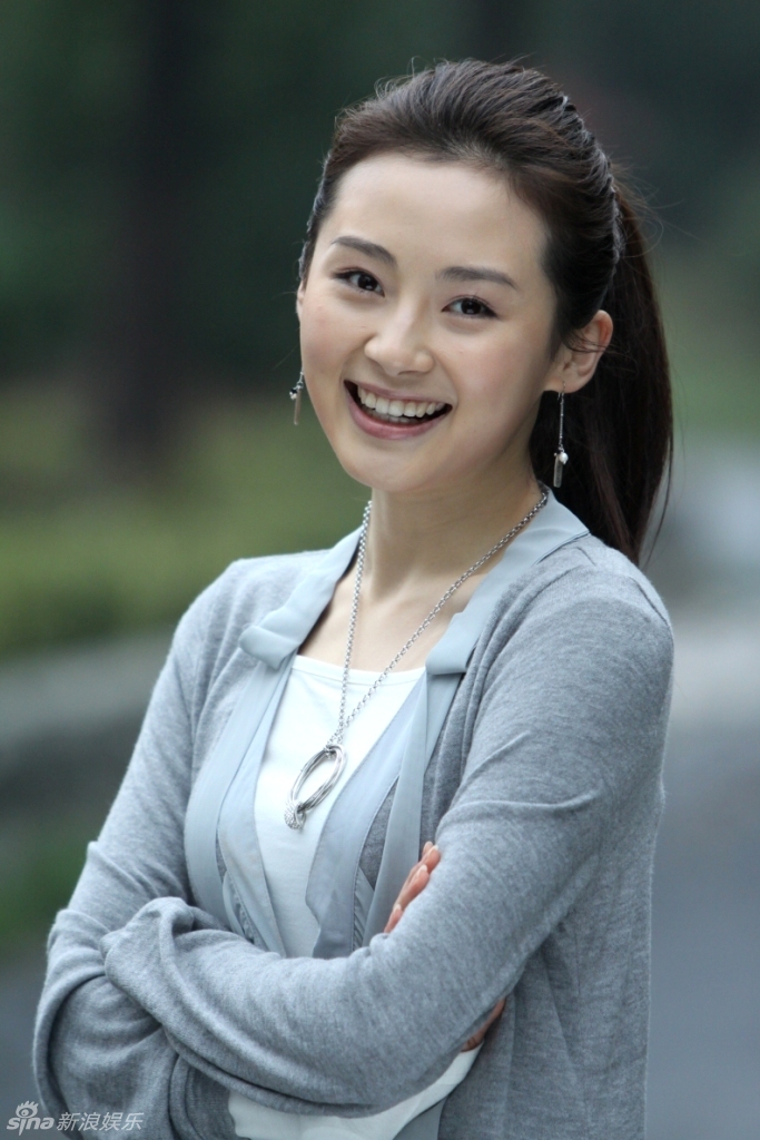 高清图:《佳期如梦》路晨甜美女主播 夏日阳光绽放