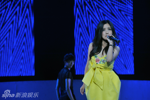 歌曲谱阿爸阿妈_阿爸阿妈歌曲图片