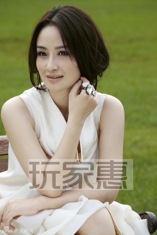 孙宁婚纱_孙宁性感图片(3)