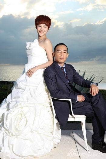 西装婚纱照_西装婚纱照图片大全