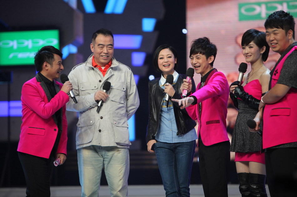 范冰冰白裙助阵《赵孤》 <em>何炅</em>美女<em>发型</em>雷人 --