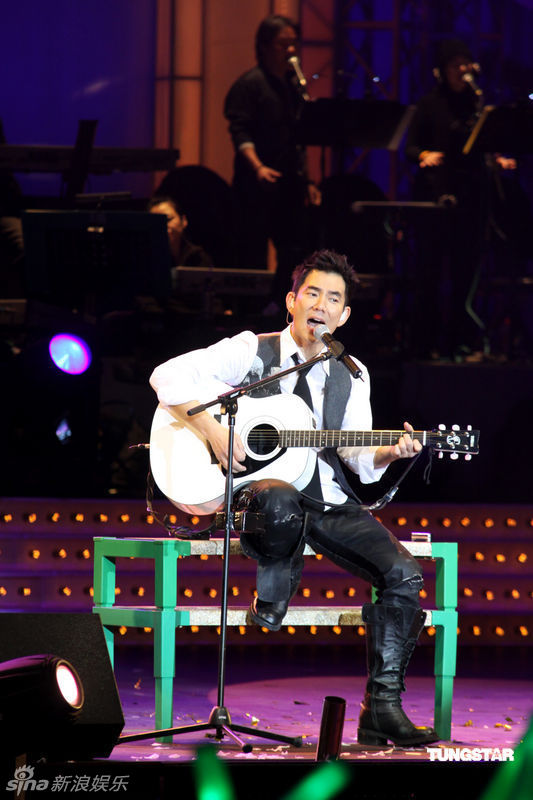 任贤齐自弹自唱_新浪图集_新浪网