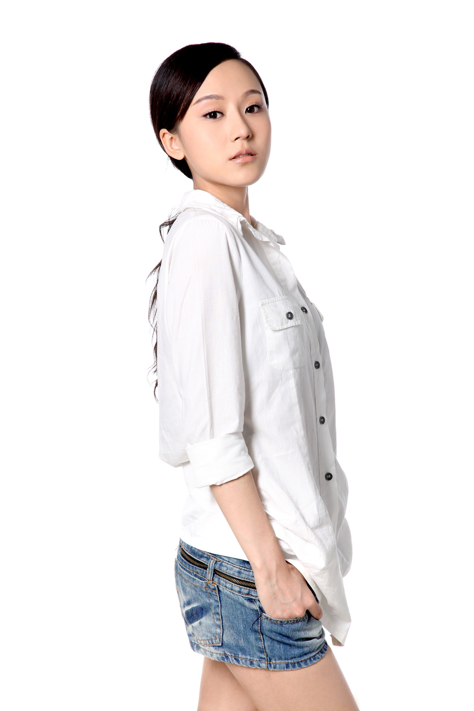 高清图:胡睿推全新写真 中戏美女展现清新魅力_高清