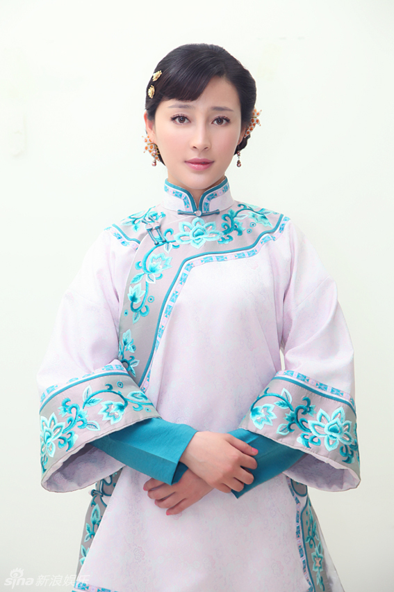 甘婷婷《错嫁》造型各异