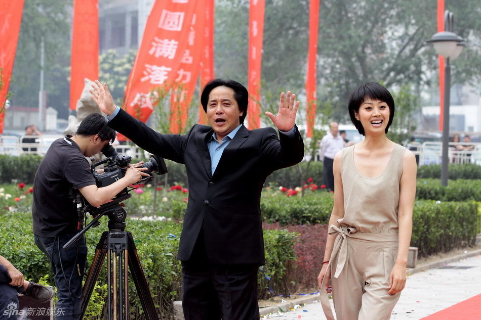 群星国家人口_人口普查