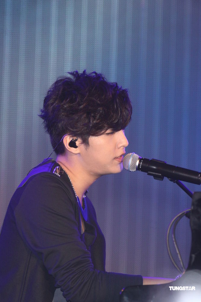 高清组图:<em>炎亚纶</em>庆功<em>演唱会</em> 师妹Olivia任嘉宾 