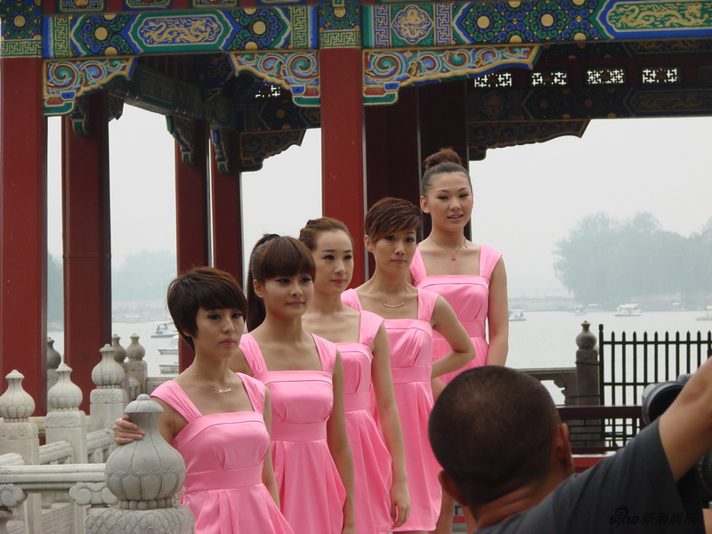 <em>韩国少女组合mv</em>图片