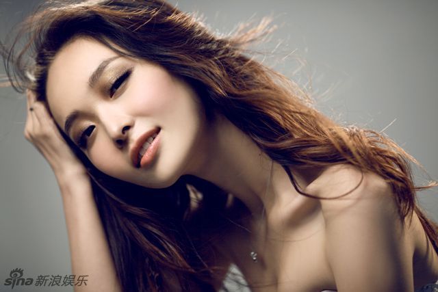 李曼迷人微笑