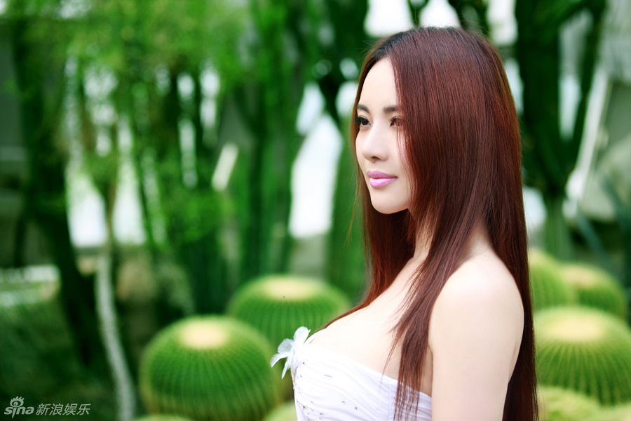 女星孟茜犹如仙子不染凡尘