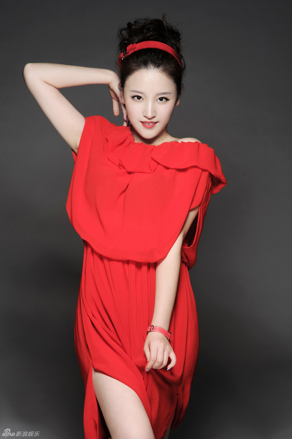 新《水浒'扈三娘'刘筱筱 写真皓齿红唇