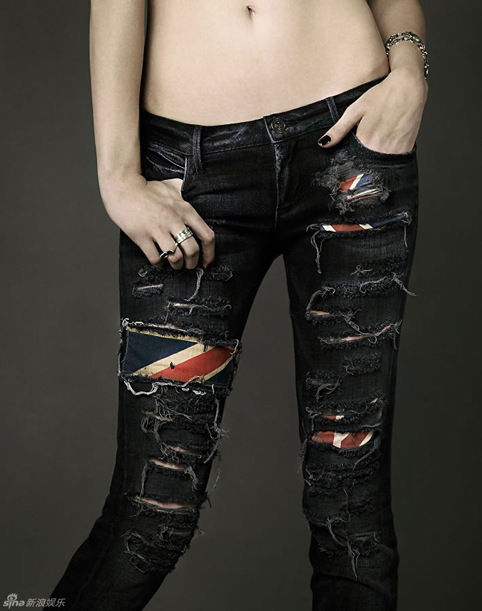 超模玛莎-史特雷克写真化身牛仔女郎