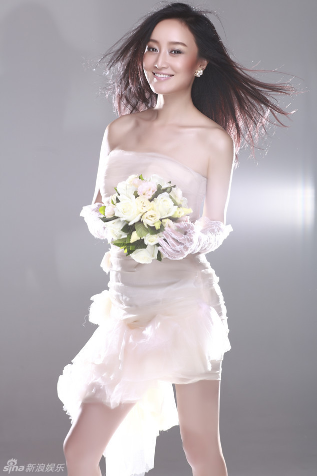 赵子琪婚纱照