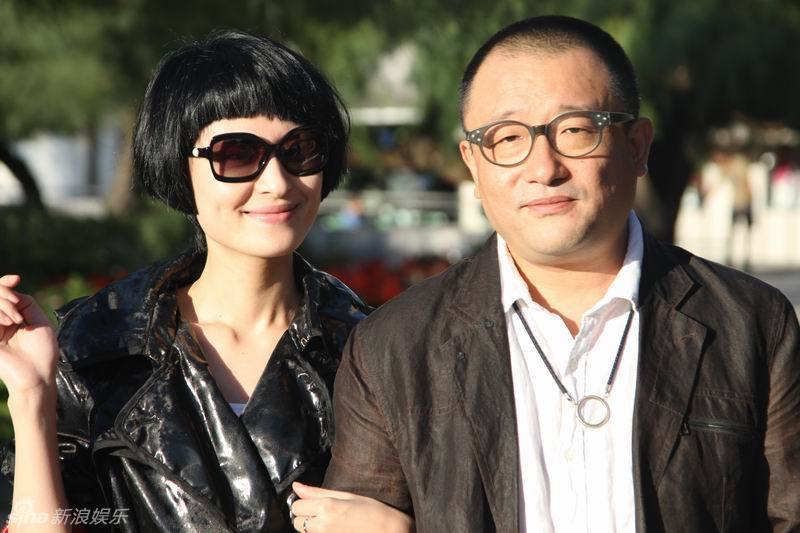 于越西班牙宣传《我11》+与王小帅街头写真