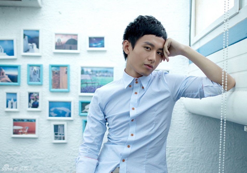 组图:型男成毅首发写真 清新小生演绎纯爱_高清图集_新浪网