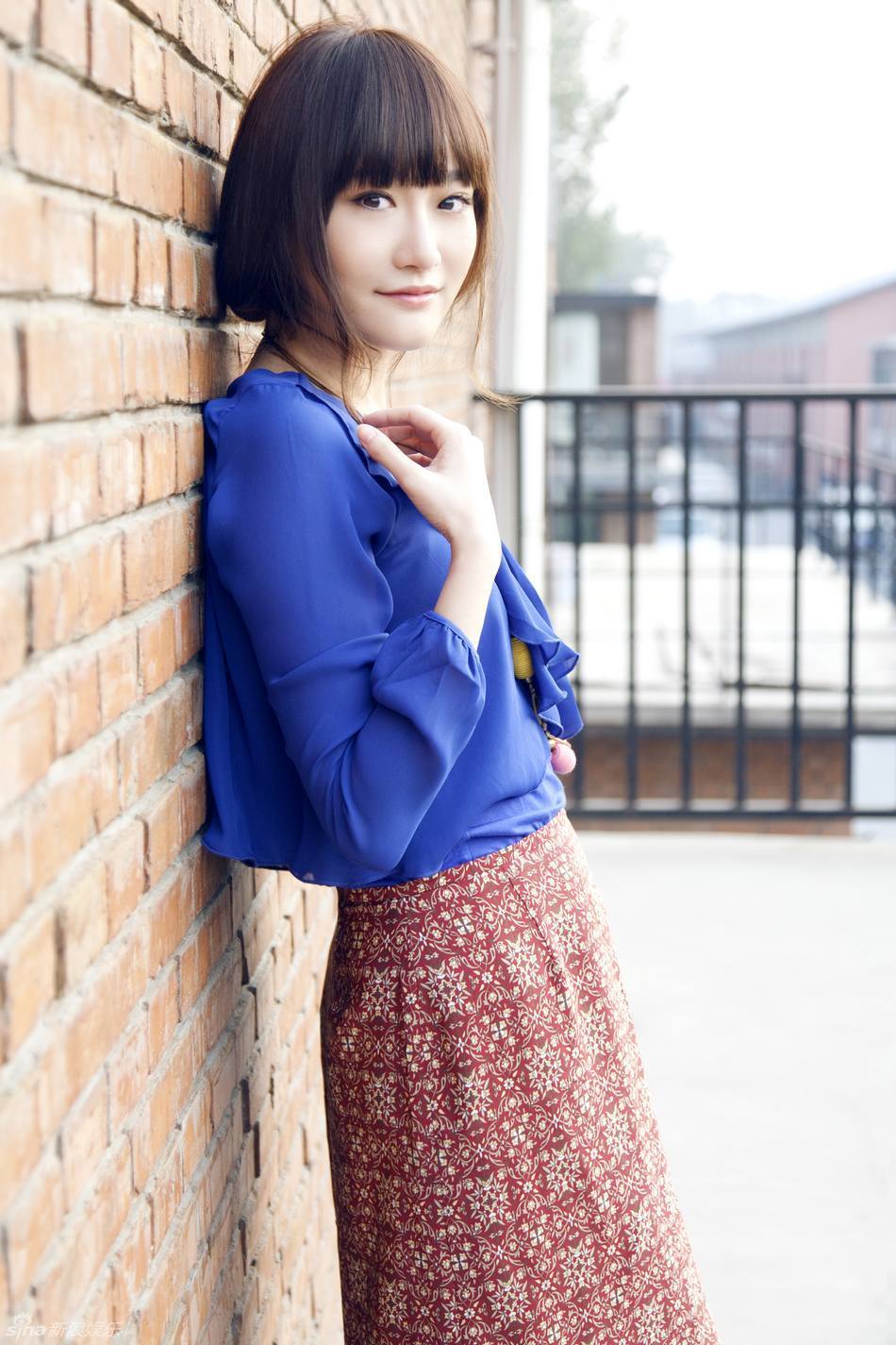 组图:秦子涵发布秋日写真 示范文艺小清新- 娱乐频道 - 佛山E家|FSEHOME.COM