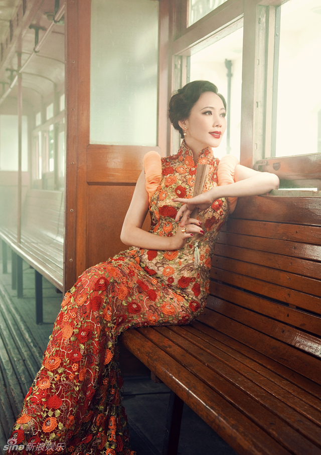 方琼拍摄复古风大片 徜徉老上海街头巷尾|明星贴图 - 跨培圈