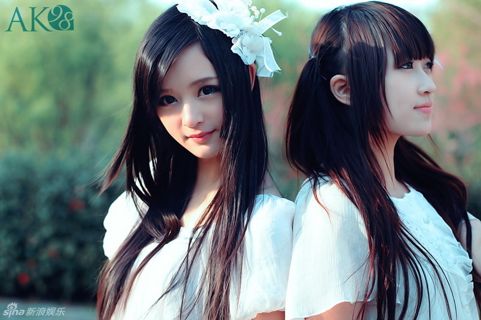 少女团体AK98拍公益写真宛若绿色天使