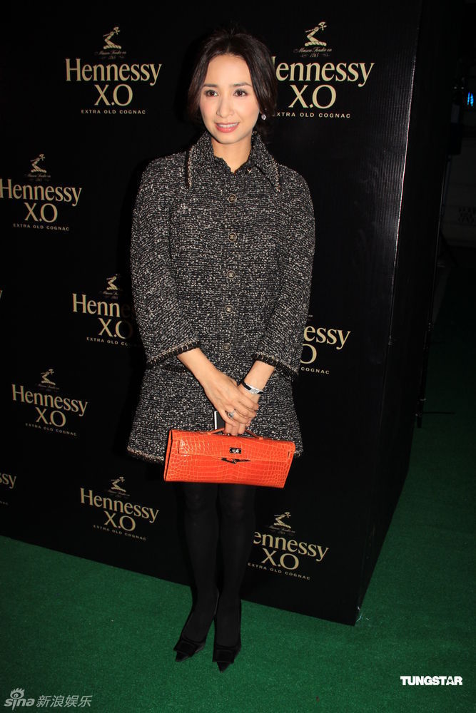 组图:汪诗诗汪圆圆姐妹花亮相 与罗霖 吴婉芳 相