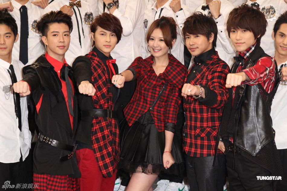 组图: 欧弟 新节目台北开录 自曝当年因 罗志祥 遭