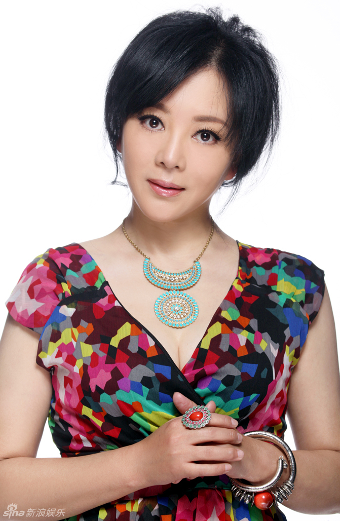 梁丽妖娆写真