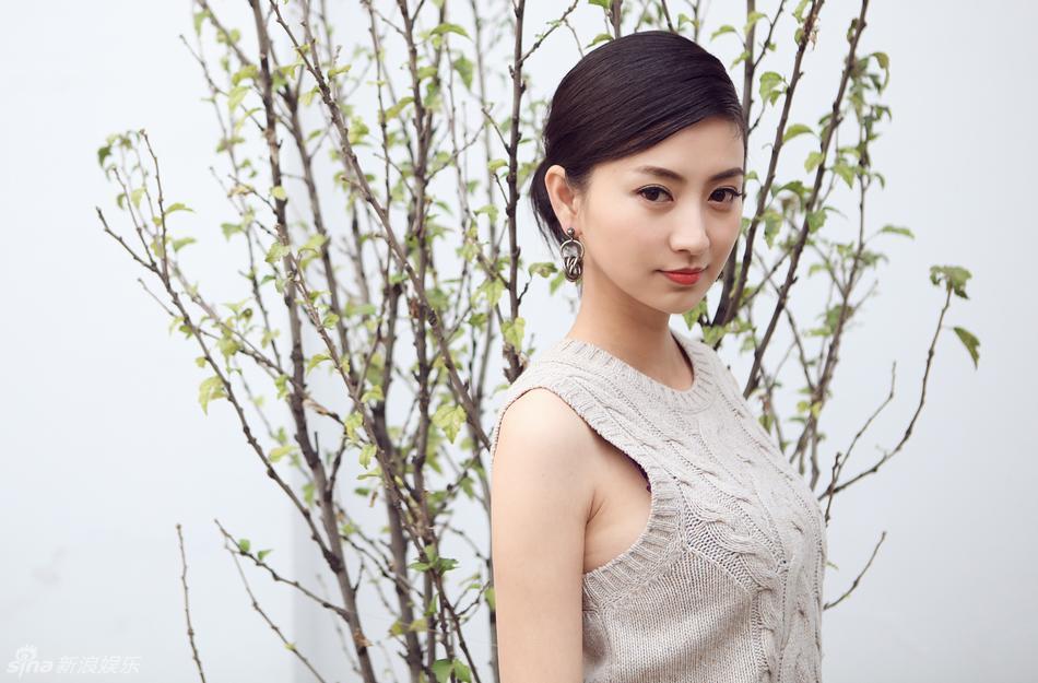 斓曦文艺女范儿足