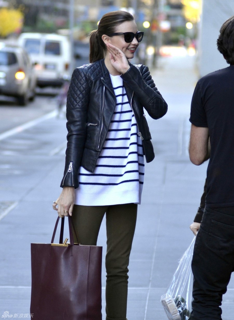 机车夹克搭配 704_518472_157918.jpg