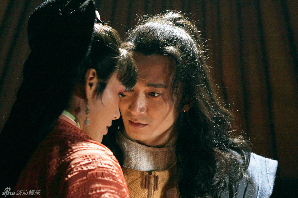 陈昊等主演的《大秦帝国之纵横》陈昊饰演的义渠骇一头披肩大卷发型