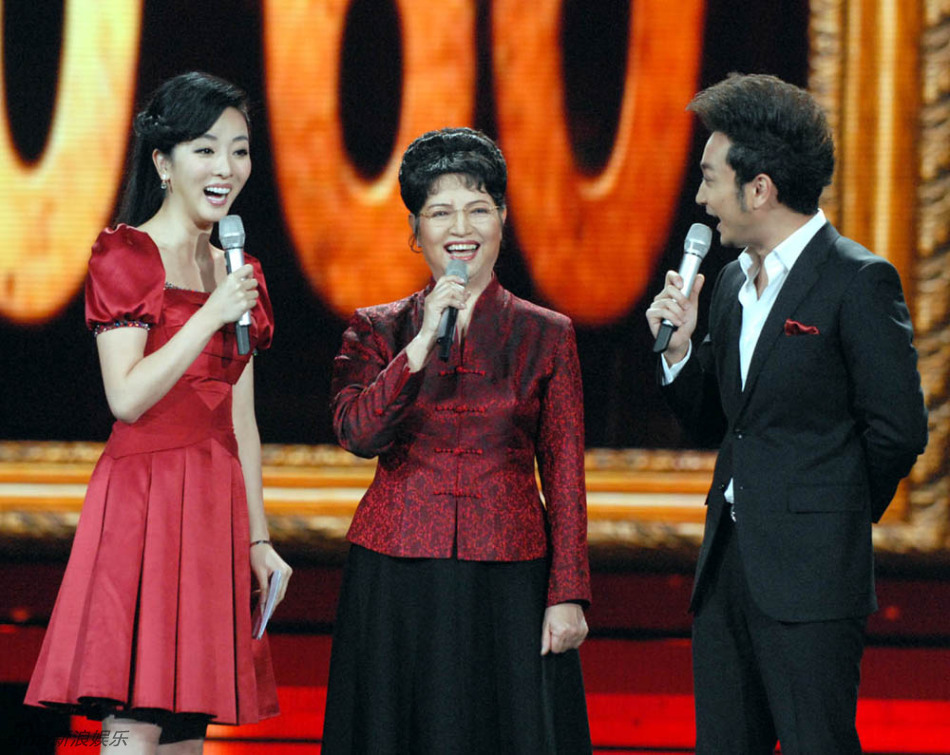 组图:央视《回声嘹亮》1月节目