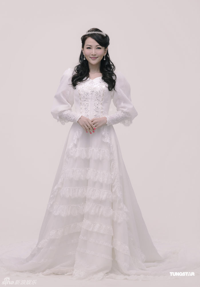 5套婚纱照_婚纱照图片室内(2)