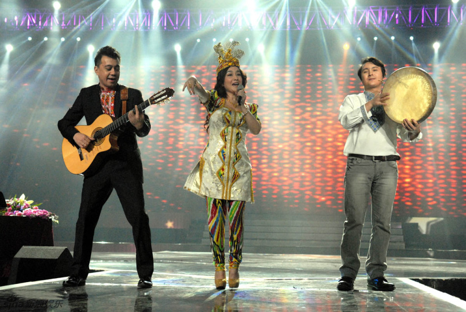 《回声嘹亮》周炜小香玉马丁等回味时代旋律