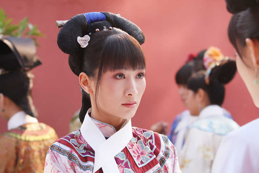 《甄嬛传》陶昕然剧照 安陵容初入宫清纯可人