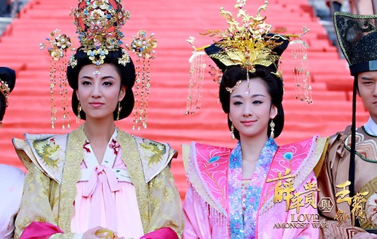新浪娱乐讯《薛平贵与王宝钏》在地方台开播,陈浩民,宣萱主演,明星