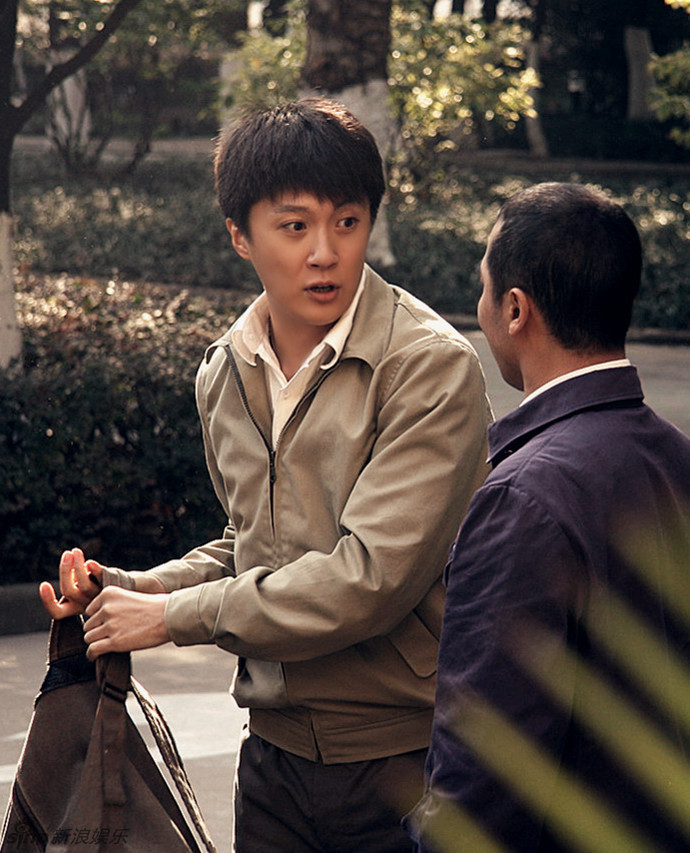 迟帅《阿丕书记》与廖京生柯蓝成一家