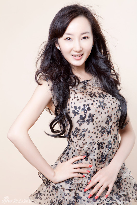 程媛媛甜美气质写真