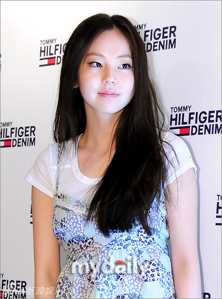 组图:wonder+girls成员 安昭熙 出席粉丝签名会