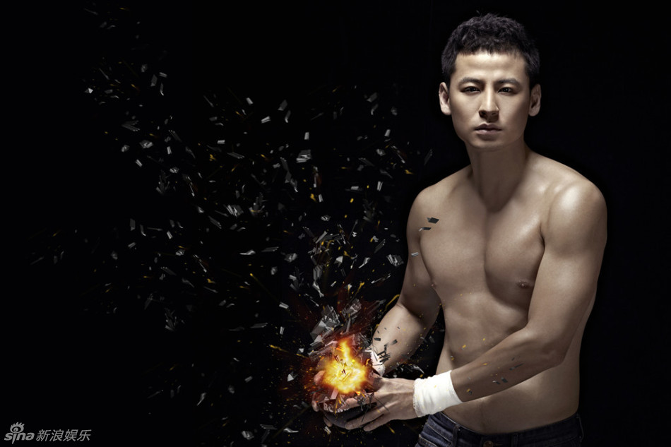  钱泳辰 时尚大片性感裸露秀腹肌