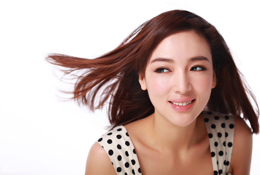 叶倩云大气美图